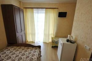 Изображение Изображение: Трёхместный #1 #2