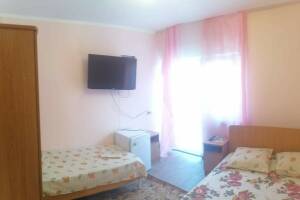 Изображение Изображение: 3-х местный номер (№ 9) #1 #5