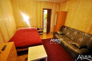 Изображение Изображение: 4-х местная комната с балконом #1 #2