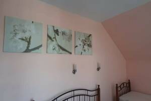 Изображение Изображение: Трёхместный номер на третьем этаже, вид на горы #1 #4