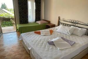 Изображение Изображение: Трехместный номер «Стандарт» с балконом #1 #1