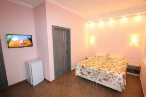 Изображение Изображение: Двухместный «Комфорт» с балконом #1 #2