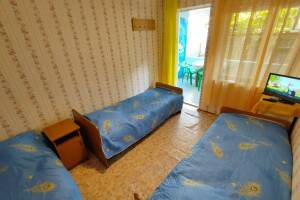 Изображение Изображение: Трёхместная комната «Эконом» #1 #2