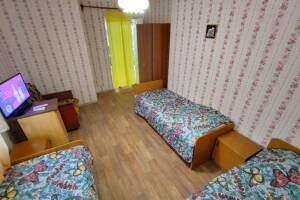 Изображение Изображение: Трёхместная комната «Эконом» с доп. местом #1 #3