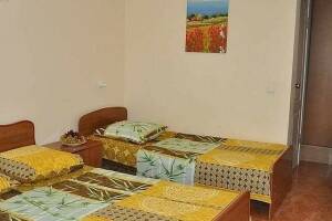 Изображение Изображение: 3-х местный Полулюкс+доп. место 2-этаж № 11 #1 #4