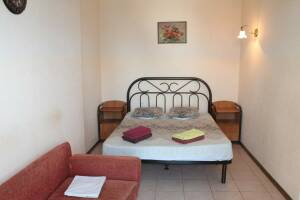 Изображение Изображение: № 4 «Номер на 2−3 человека с балконом на море» #1 #2