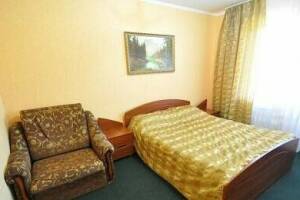 Изображение Изображение: 3-х местный номер (корпус 2) (с доп местом) #1 #2