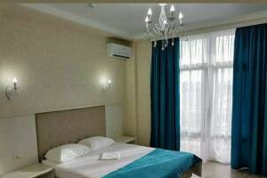 Изображение Изображение: Трехместный номер с балконом #1 #1