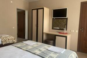 Изображение Изображение: Трёх местный «Полулюкс» #1 #2