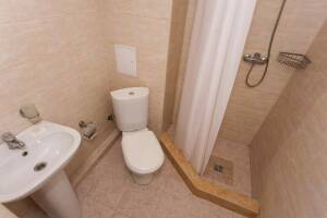 Изображение Изображение: 2-х местный"Полулюкс"с балконом с видом на бассейн #1 #2