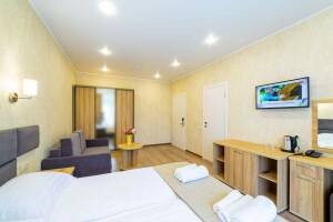 Изображение Изображение: Четырёхместный стандарт с балконом #1 #4