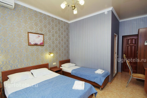 Изображение Изображение: Стандарт 3-х местный с балконом #1 #3