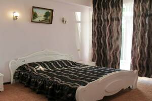 Изображение Изображение: 2-х местный «Полулюкс» с доп. местом #1 #2