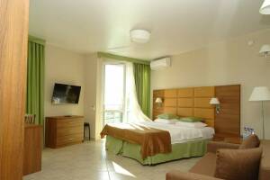 Изображение Изображение: Номер «Люкс» 2-х местный с доп. местом #1 #2