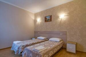 Изображение Изображение: Двухместный номер «Комфорт» с балконом #1 #2