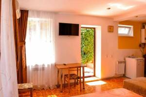 Изображение Изображение: Номер-студио с кроватью размера «king-size» #1 #2