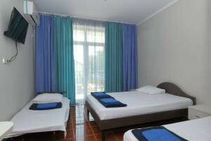 Изображение Изображение: 4-х местный «Полулюкс» с балконом на переулок #1 #5