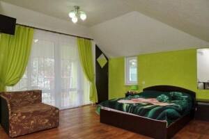 Изображение Изображение: № 8 Номер «Салатовый» с балконом #1 #7