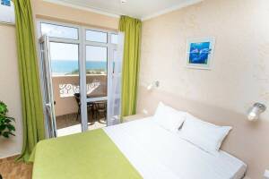 Изображение Изображение: 4-х местный «Семейный» с видом на море #1 #7