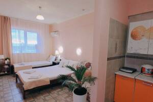 Изображение Изображение: 5ти местная студия с мини-кухней и видом на тер-ию #1 #4