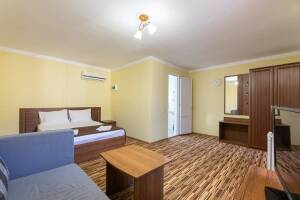 Изображение Изображение: Трёхместный #1 #4