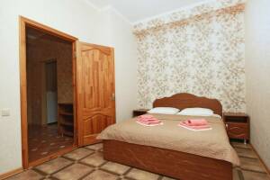 Изображение Изображение: Люкс 4-х местный 2-х комн #1 #5