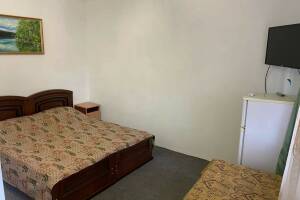 Изображение Изображение: 3-х местный номер с удобствами #1 #2