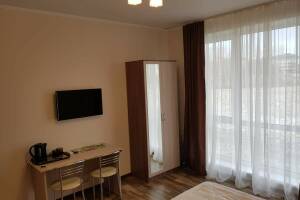 Изображение Изображение: 2х-3х местный 18 м² № 4 окно на реку #1 #4