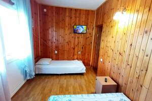 Изображение Изображение: 3-х и 2х местный семейный номер на втором этаже #1 #5