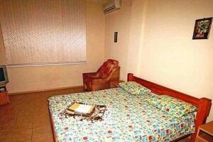 Изображение Изображение: Двухкомнатный номер на втором этаже с кухней своей #1 #9