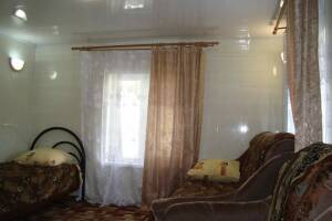 Изображение Изображение: 3-х местный номер с удобствами (мансарда 2 эт) #1 #2