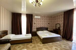 Изображение Изображение: Номер 5 местный с видом на горы на 4-ом этаже #1 #5