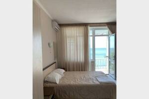 Изображение Изображение: «Стандарт» 3-х местный без кухни с видом на море #1 #3