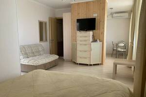 Изображение Изображение: 4-х местный «Люкс» с видом на море с кухней #1 #5