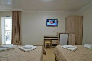 Изображение Изображение: 4-х местный номер с удобствами #1 #7