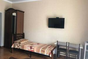 Изображение Изображение: 3-х местный Стандарт с балконом и доп. местом #1 #4