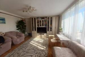 Изображение Изображение: Большая комната на 2 этаже #1 #1