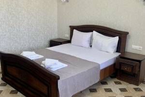 Изображение Изображение: Двухкомнатный номер «Люкс» на 5 человек #1 #2