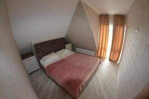 Изображение Изображение: Семейный номер с балконом #1 #2