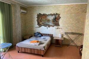 Изображение Изображение: Номер № 4 с балконом и боковым видом на море #1 #4