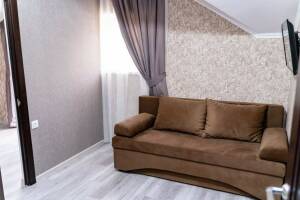 Изображение Изображение: Двухкомнатный Семейный с балконом с завтраком #1 #5