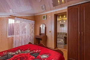 Изображение Изображение: Двухкомнатный «Люкс» без балкона на 3−5 человек #1 #8