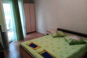 Изображение Изображение: Номер «Стандарт» трёхместный с видом на бассейн #1 #2