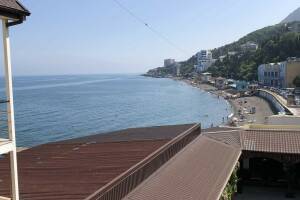 Изображение Изображение: Трёхместный номер боковой вид на море #1 #4