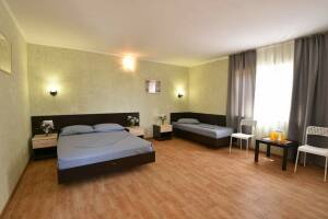 Изображение Изображение: Пятиместный двухкомнатный номер #1 #3