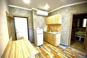 Изображение Изображение: 2х комнатный номер с балконом и кухней на 2 номер #1 #1