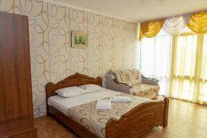 Изображение Изображение: 4-х местный «Делюкс» с балконом #1 #3