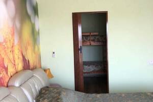 Изображение Изображение: 4−6-тиместные трехкомнатные апартаменты с балконом #1 #6