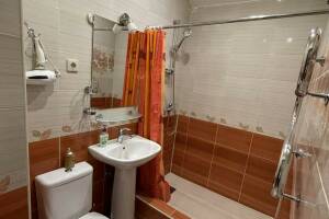 Изображение Изображение: Двухкомнатный люкс c кухней #1 #6