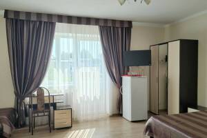 Изображение Изображение: 4-х местный номер с балконом #1 #4